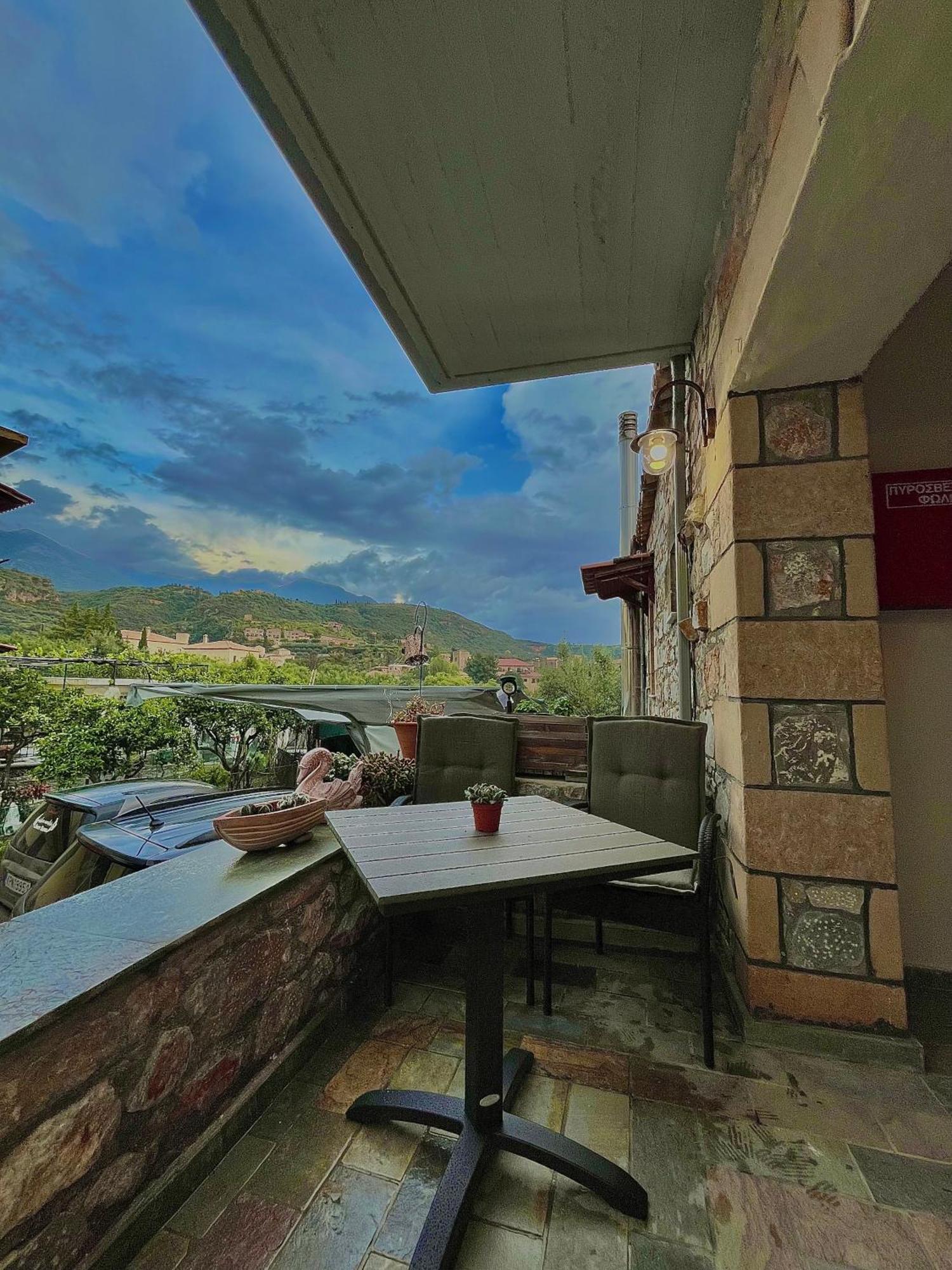 Voula Pansion Otel Kardamyli Dış mekan fotoğraf